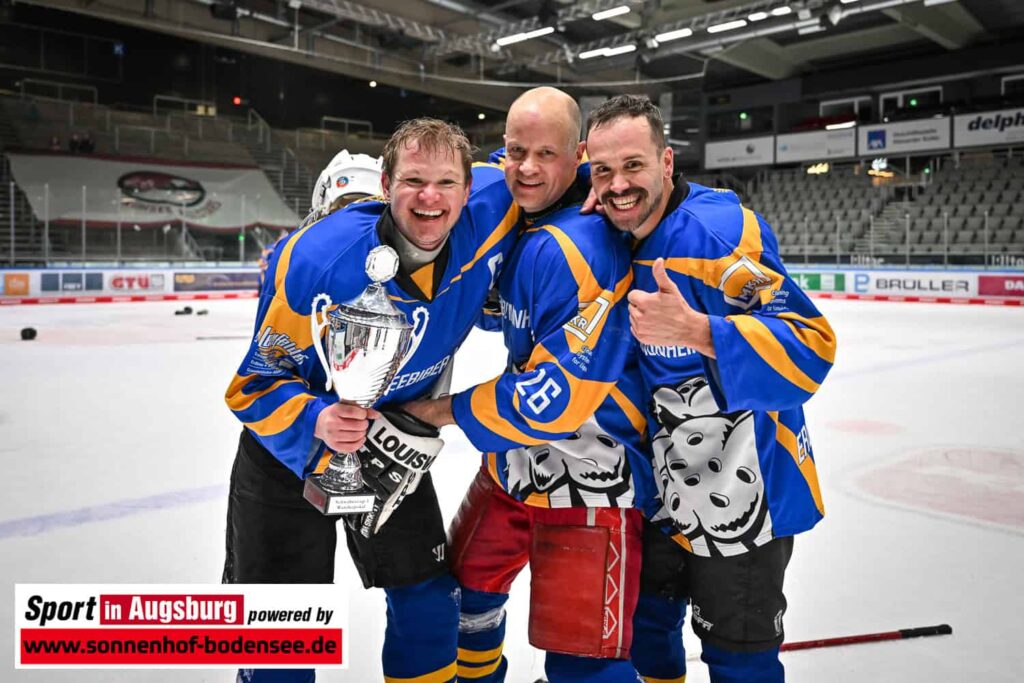 ERC Monheim Meisterschaft Schwabencup Augsburg mit Pokal