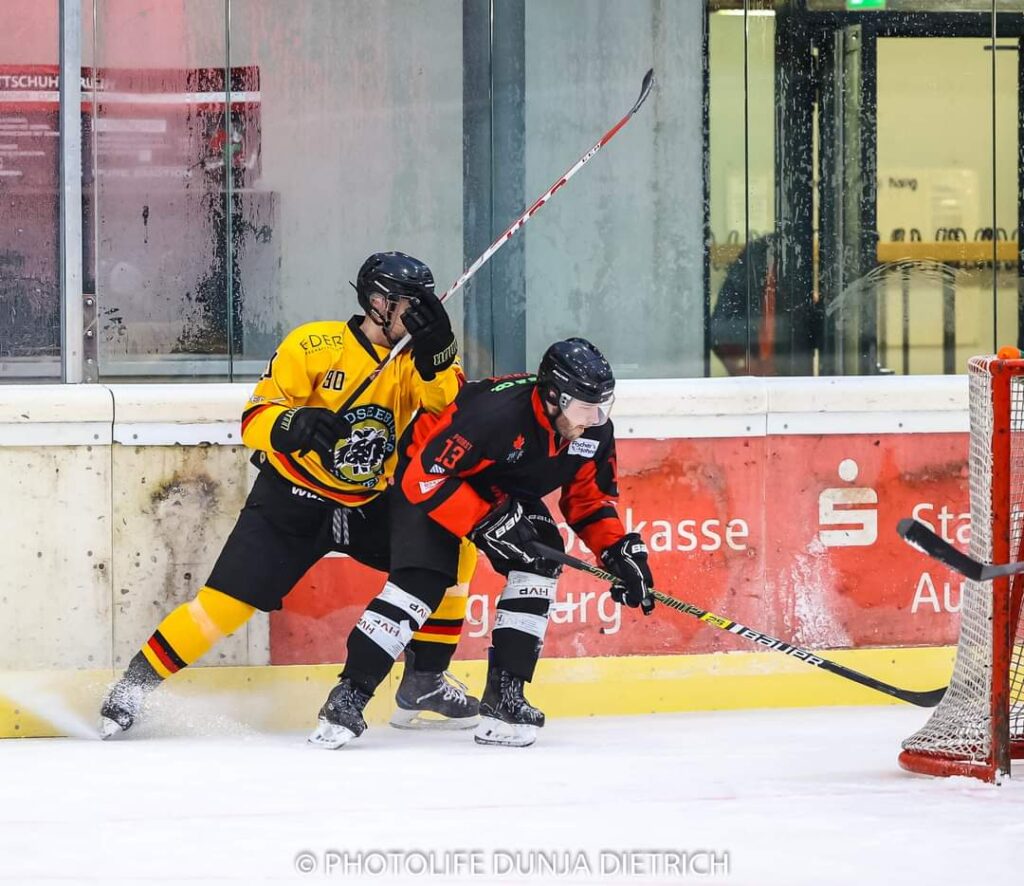 Eishockey in Donauwörth - Die Waldseebiber aus Monheim im Schwabencup