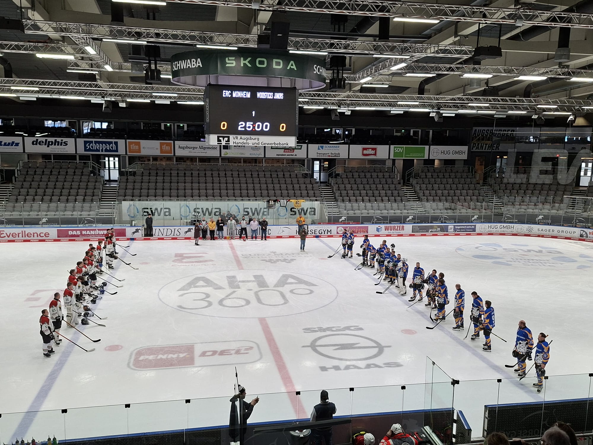 ERC Monheim, der einzige Eishockeyverein im Landkreis Donau Ries beim Schwabencup 3 Finale in Augsburg